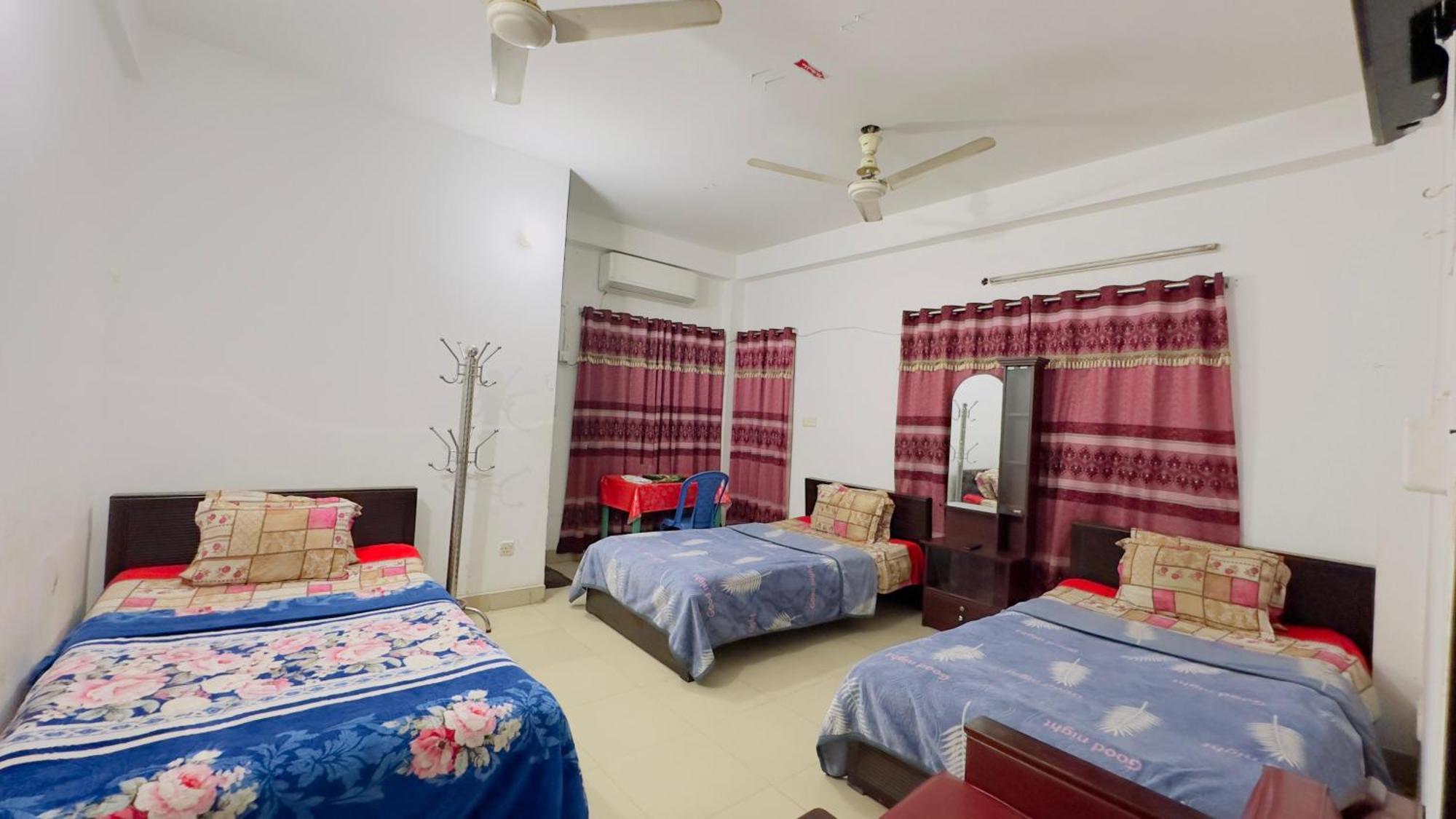 Mohammadia Restaurant & Guest House Near United Hospital Dhaka Exterior photo