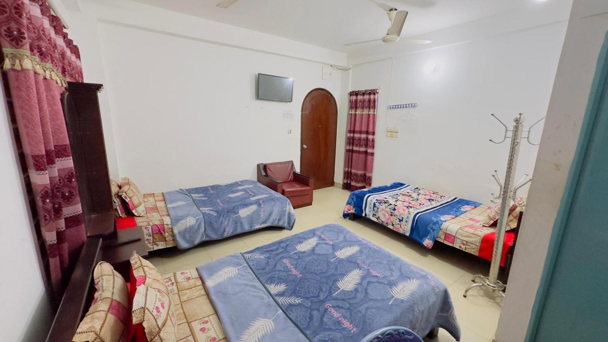 Mohammadia Restaurant & Guest House Near United Hospital Dhaka Exterior photo
