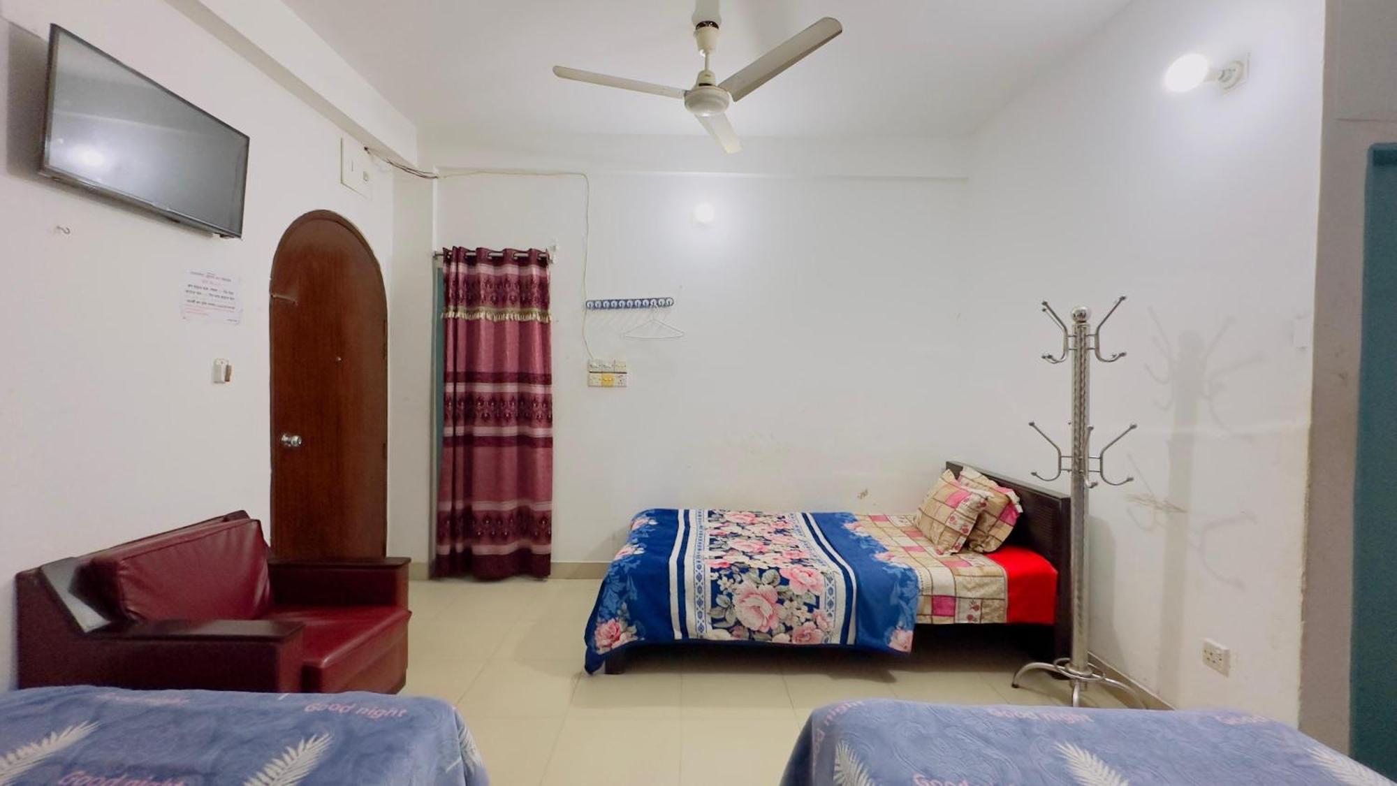 Mohammadia Restaurant & Guest House Near United Hospital Dhaka Exterior photo